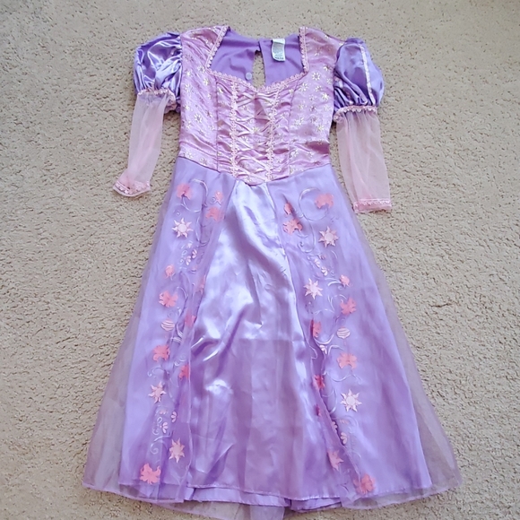 womens rapunzel costume